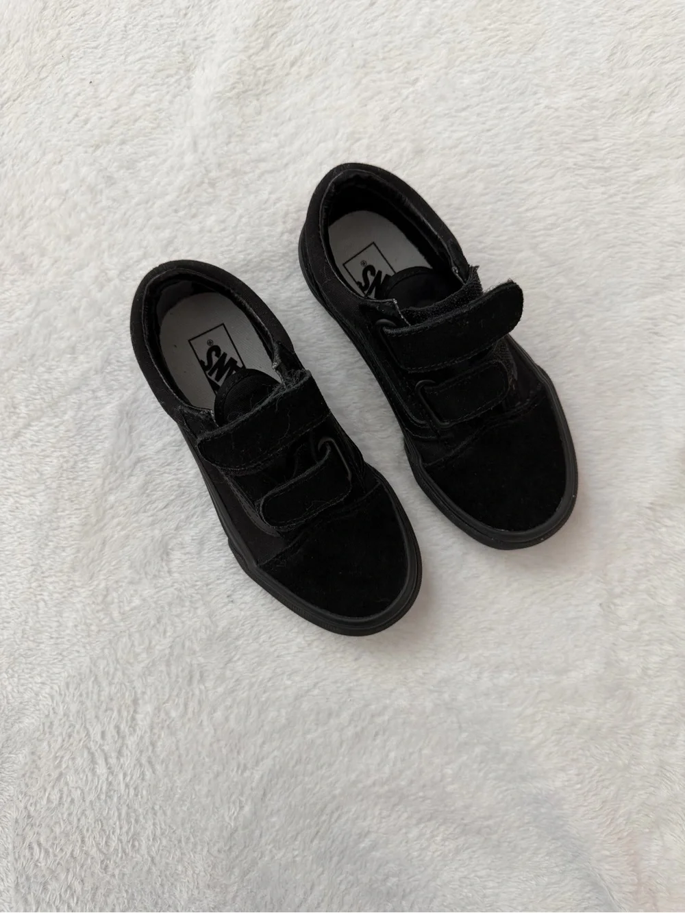 Kids Black Velcro Vans Skate Sneakers NWOT